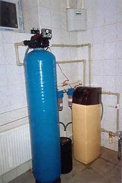 Система обезжелезивания воды MG и фильтр умягчения воды компактного типа SPF
